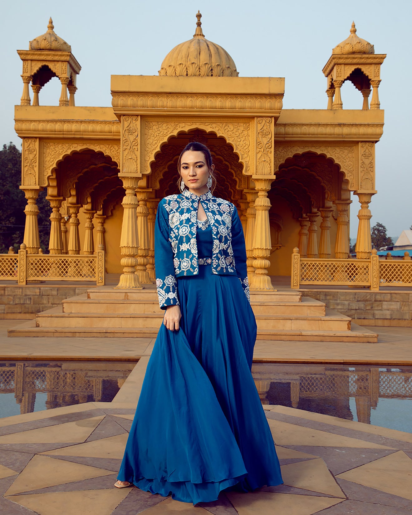 green emerald velvet dress Buy Ensembles Embroidered Formals '25 by Azure