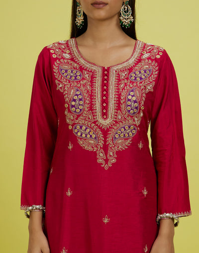 Berry Rush Embroidered Festive Kurta Set