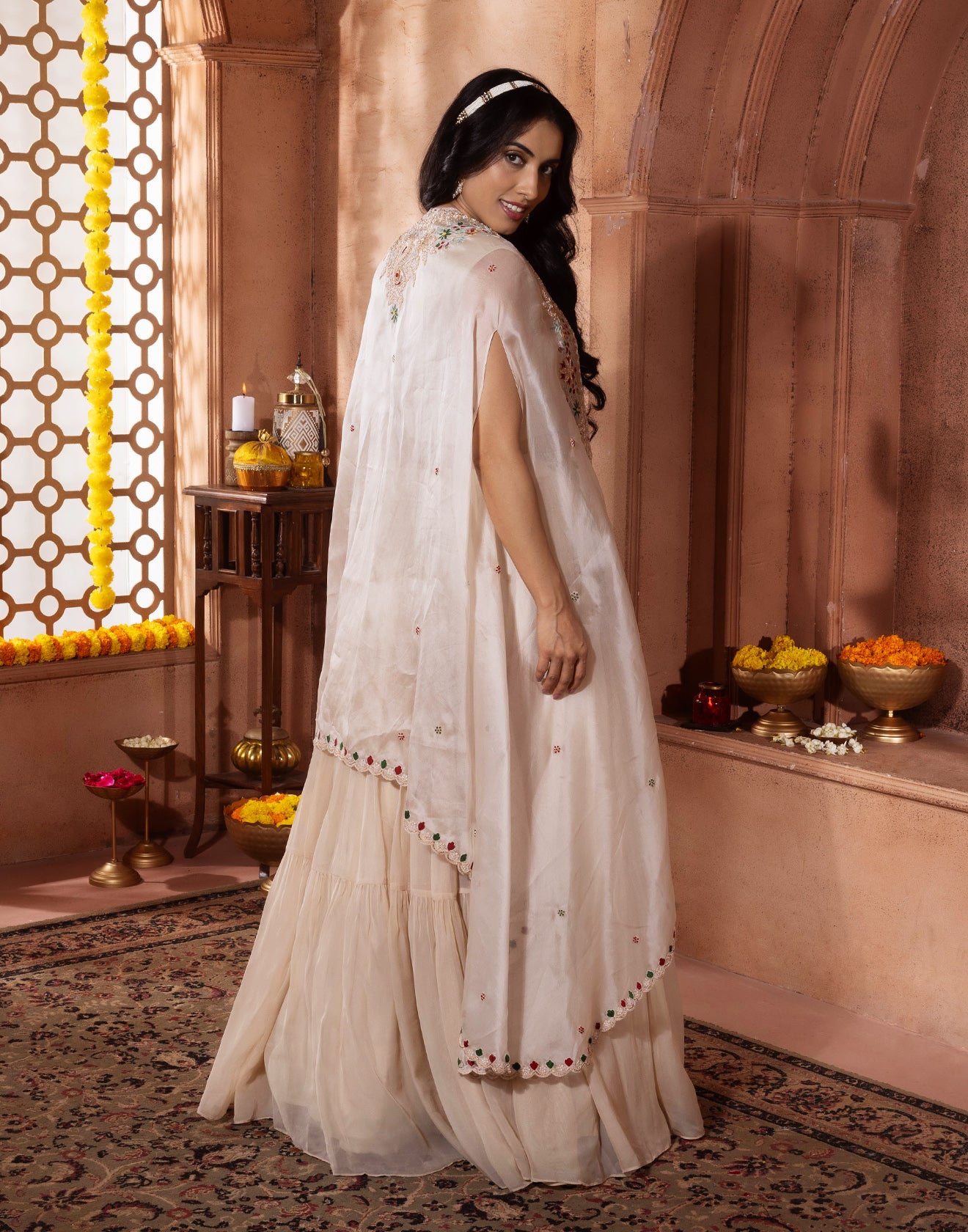 Chantilly White Embroidered Festive Fusion Set