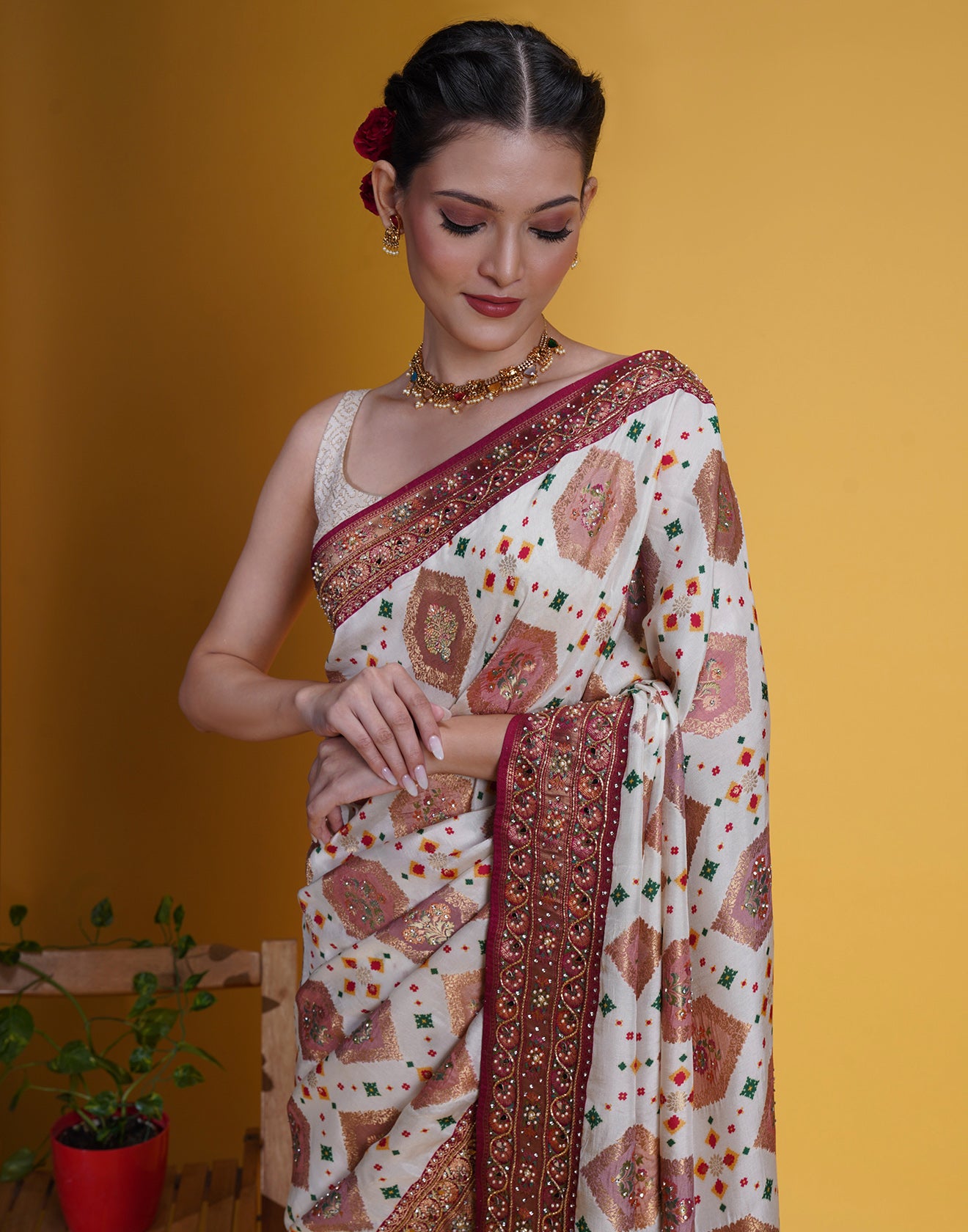 Classic White And Red Bandhej Silk Saree