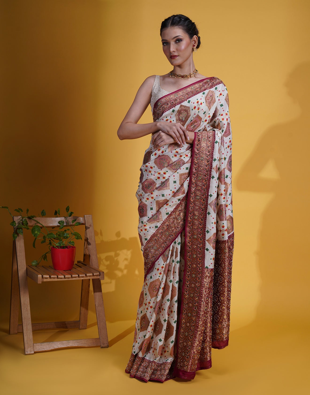 Classic White And Red Bandhej Silk Saree