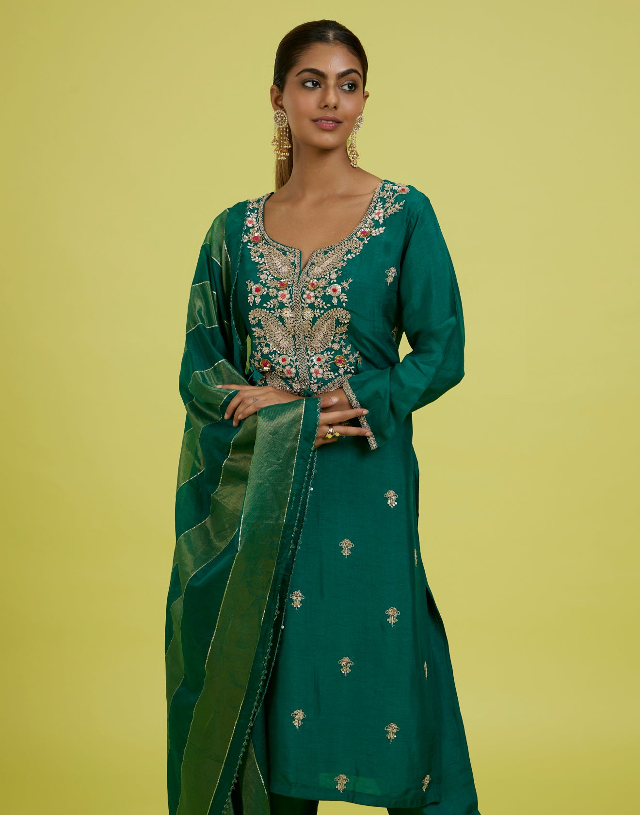 Emerald Glow Paisley Embroidered Kurta Set