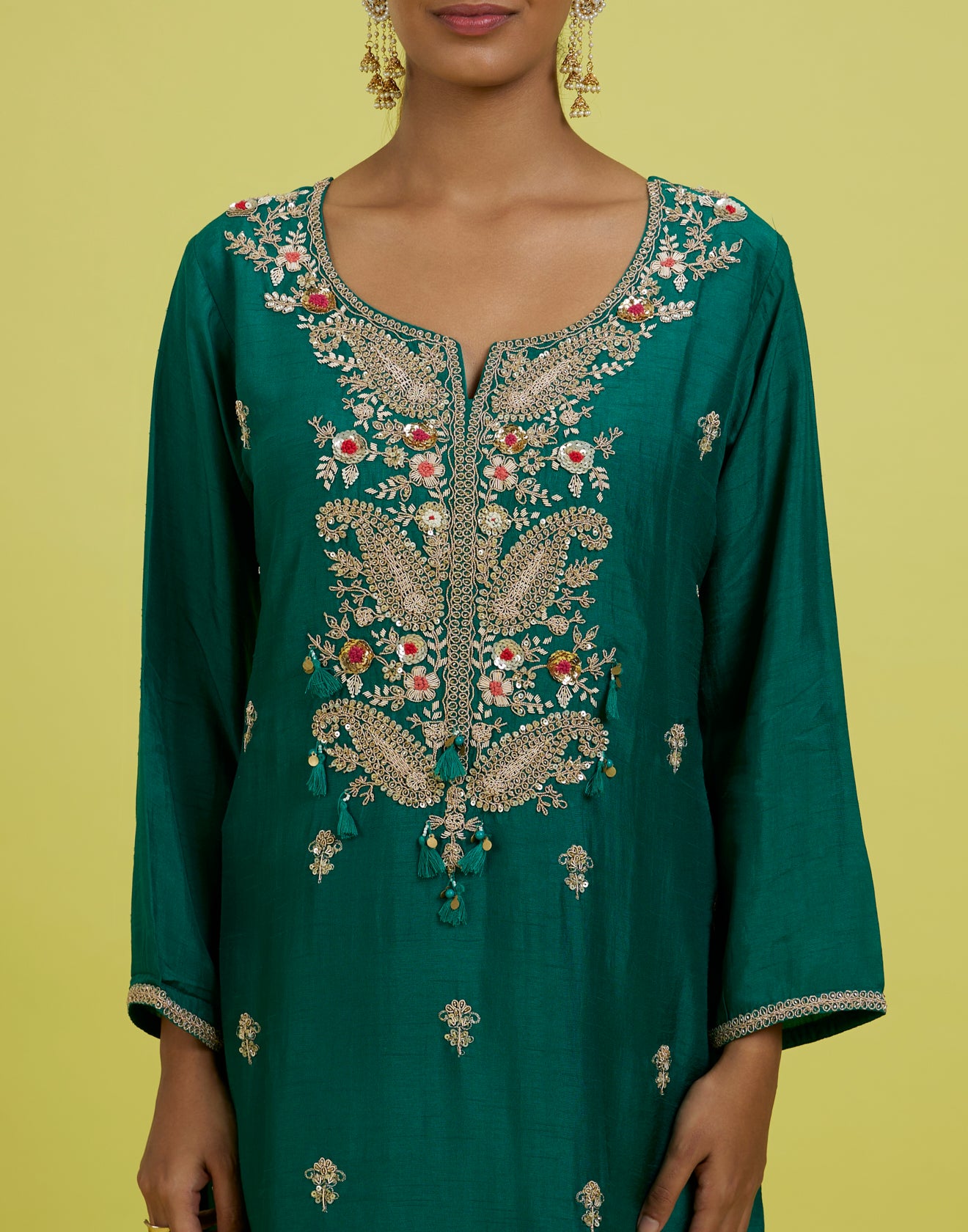 Emerald Glow Paisley Embroidered Kurta Set