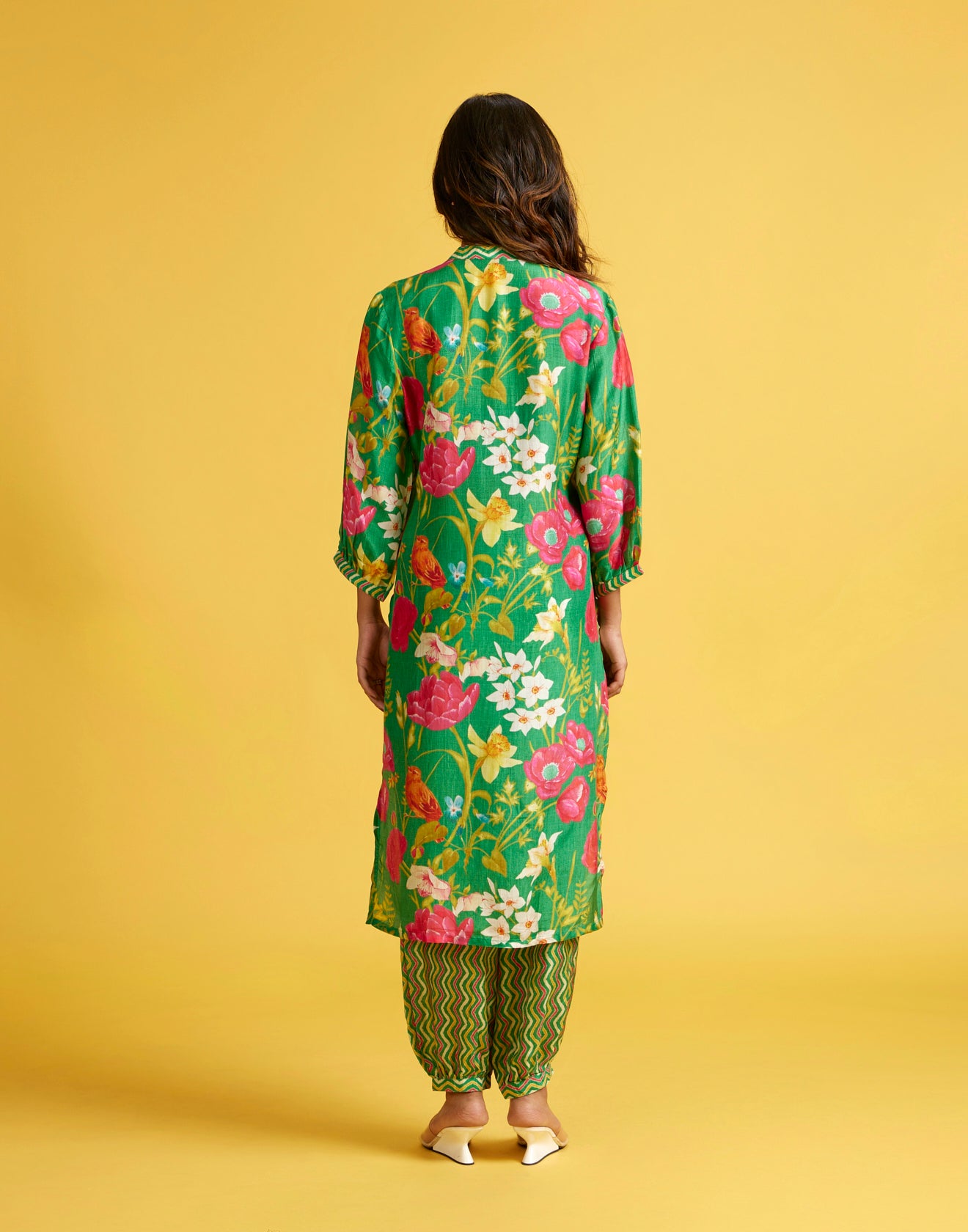 Forest Green Floral Printed With Embroidered Highlights Kurta Set