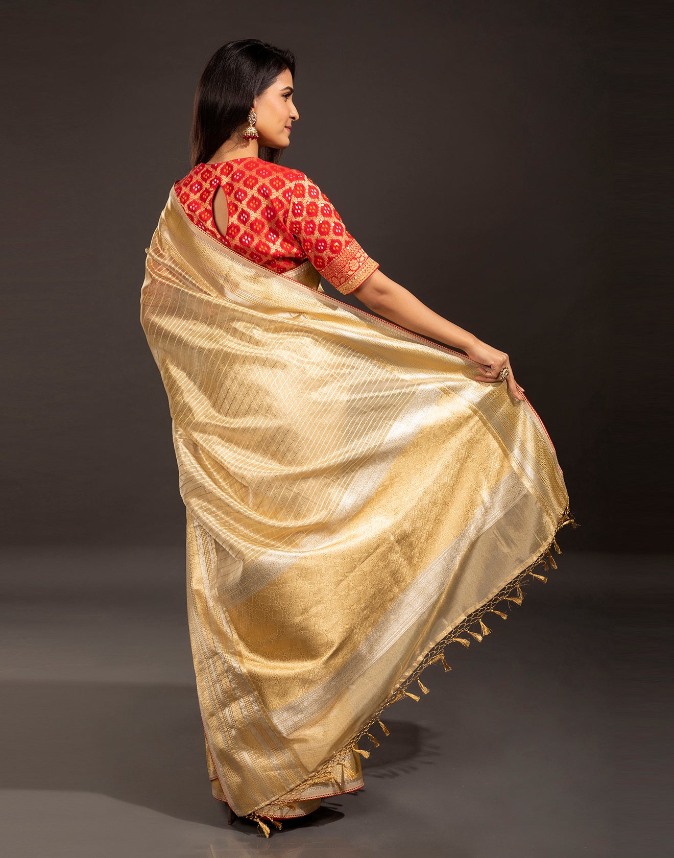 Golden Festive Saree With Contrast Stitched Blouse