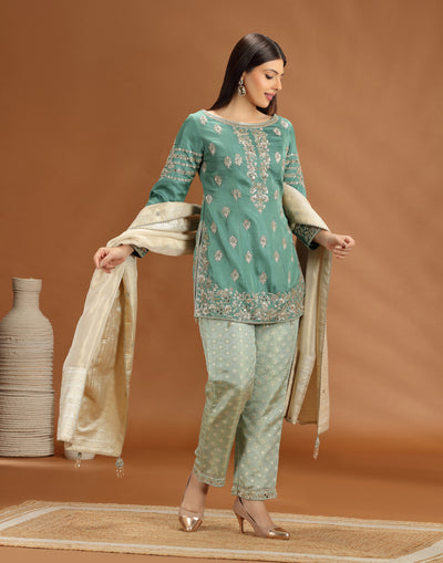 designer salwar suits for wedding party