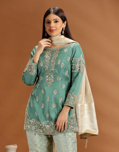 designer salwar suits for wedding party