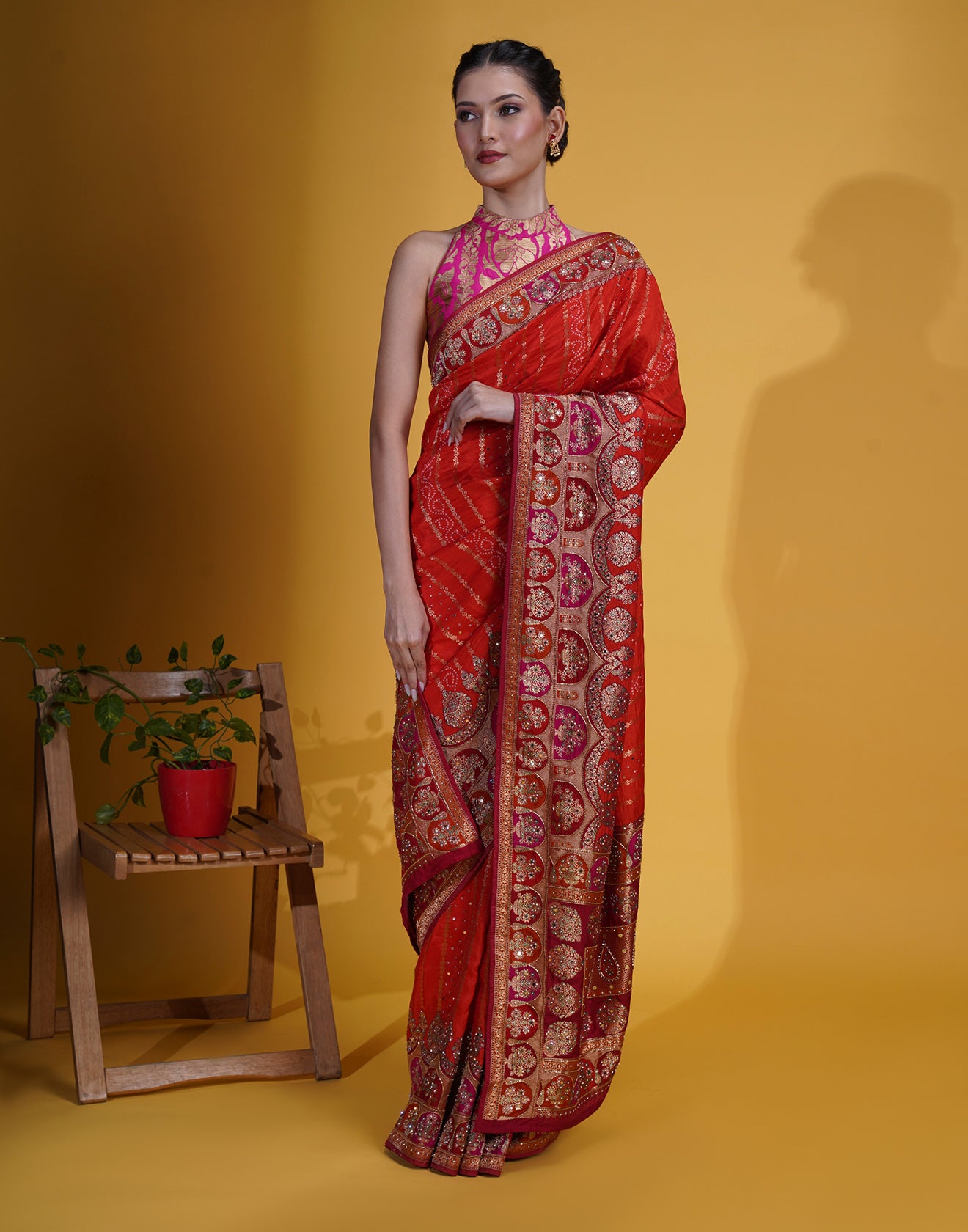 Laal Seher Bandhej With Mughal Border Silk Saree