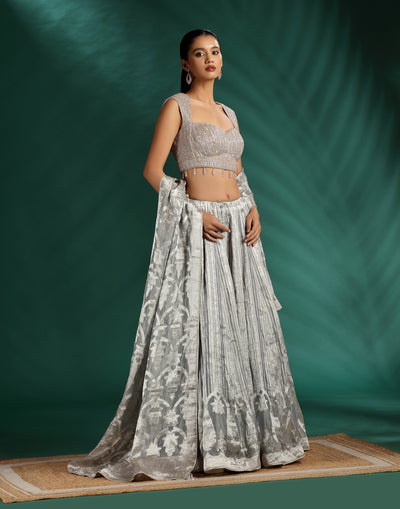 latest lehenga designs for wedding