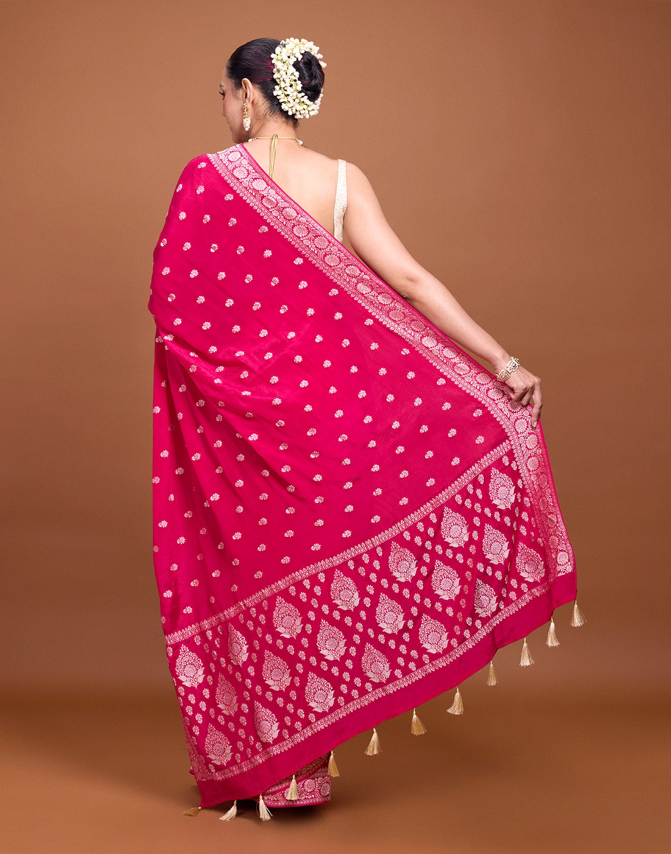 Raani Pink Phool Butta Silk Saree