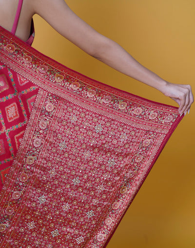 Red Bandhej Silk Saree With Mughal Motifs