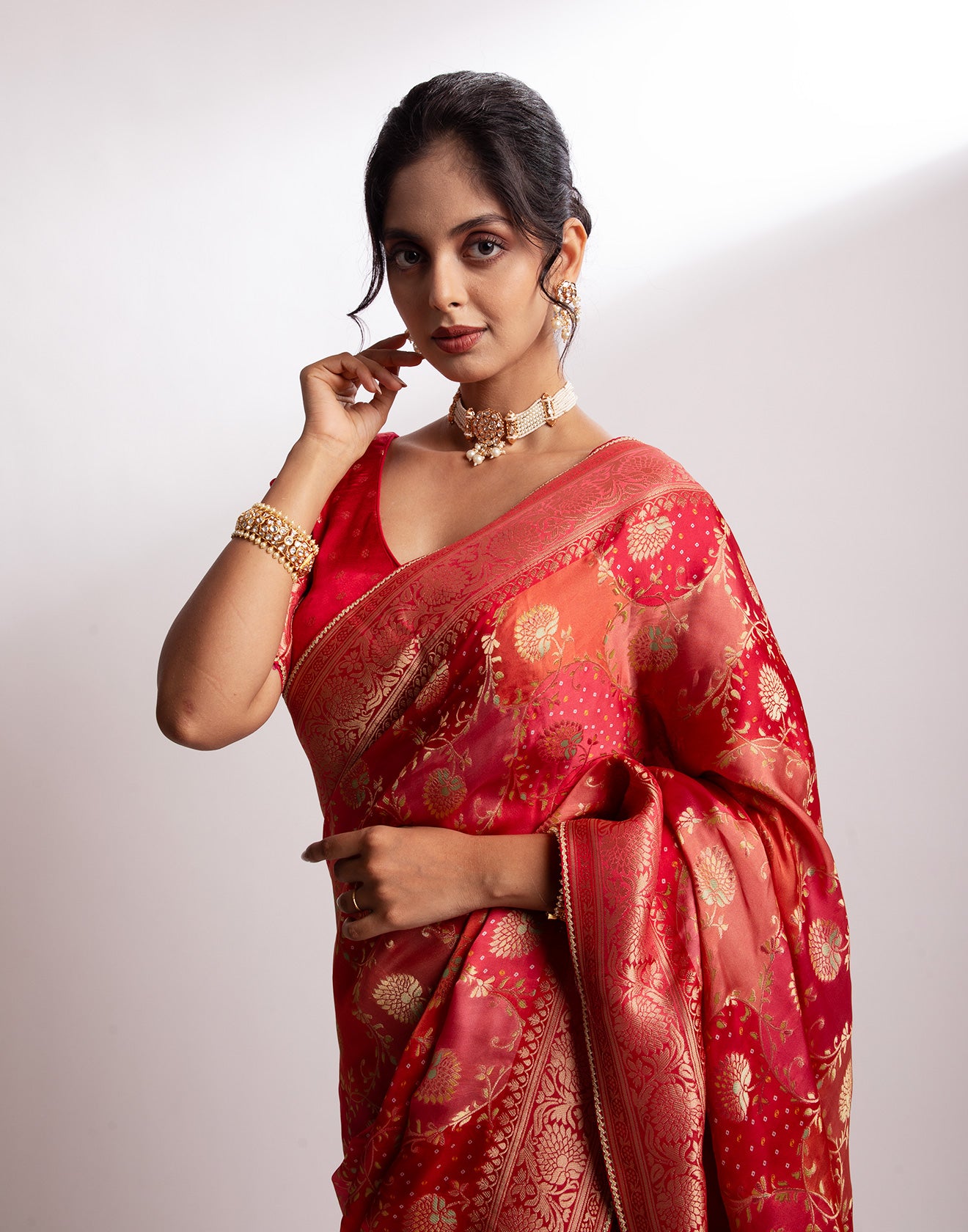 Peach And Red Blended Silk Traditional Saree With Stitched Blouse