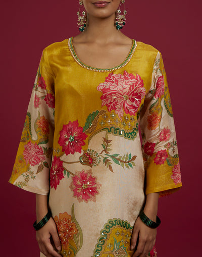 Sun Rays Hue Floral Printed Festive Kurta Set