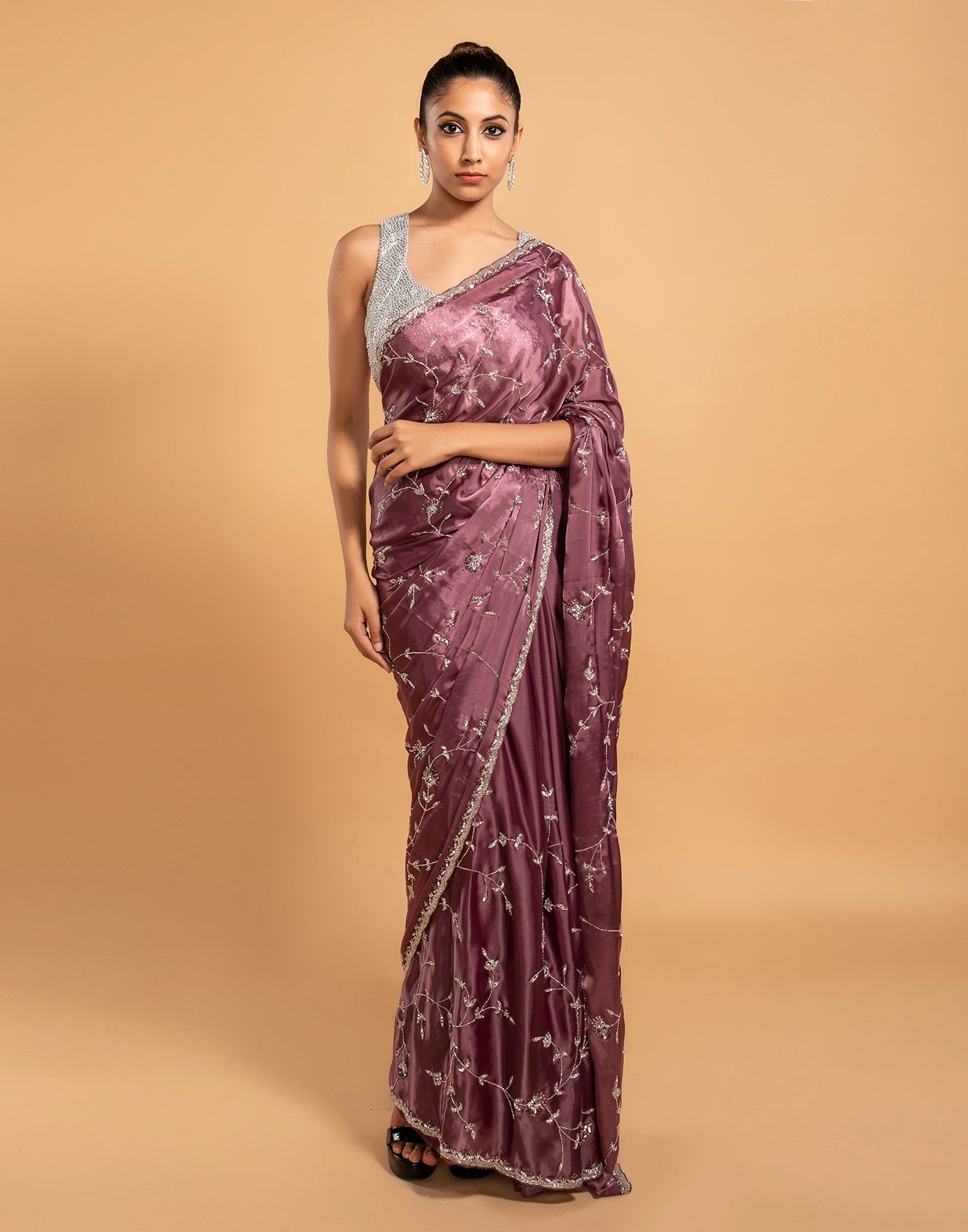 Zerg Mauve Embroidered Georgette Saree