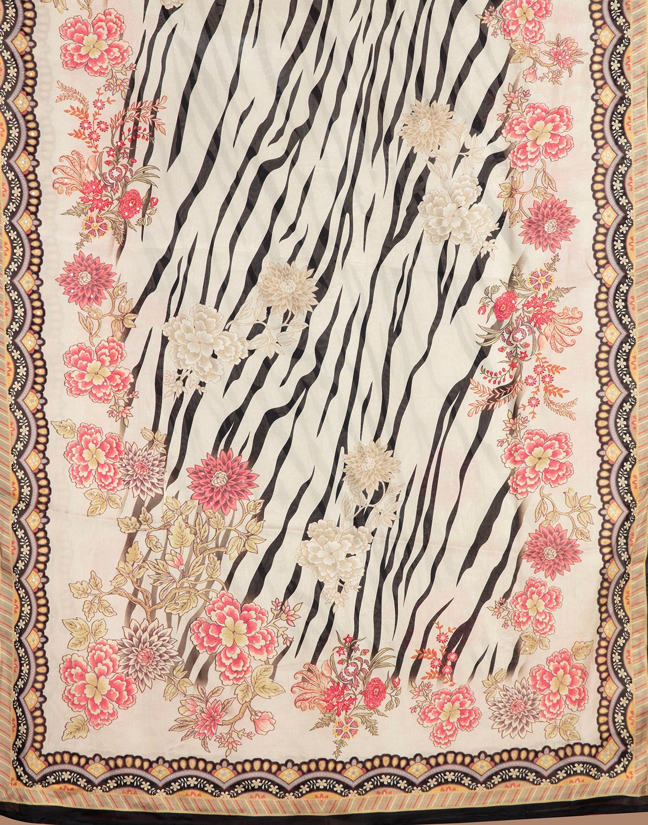 Abstract With Floral Printed Crepe Unstitched Suit Set