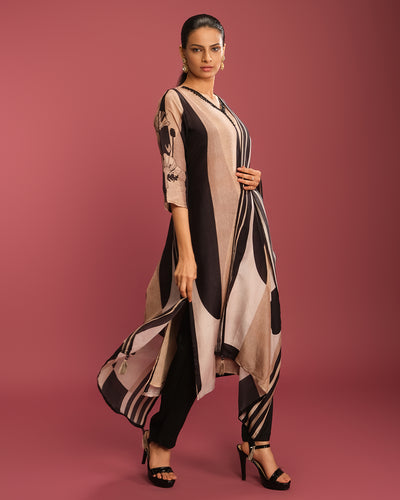 Black & Golden Beige Abstract Printed Blended Silk Kurta Set