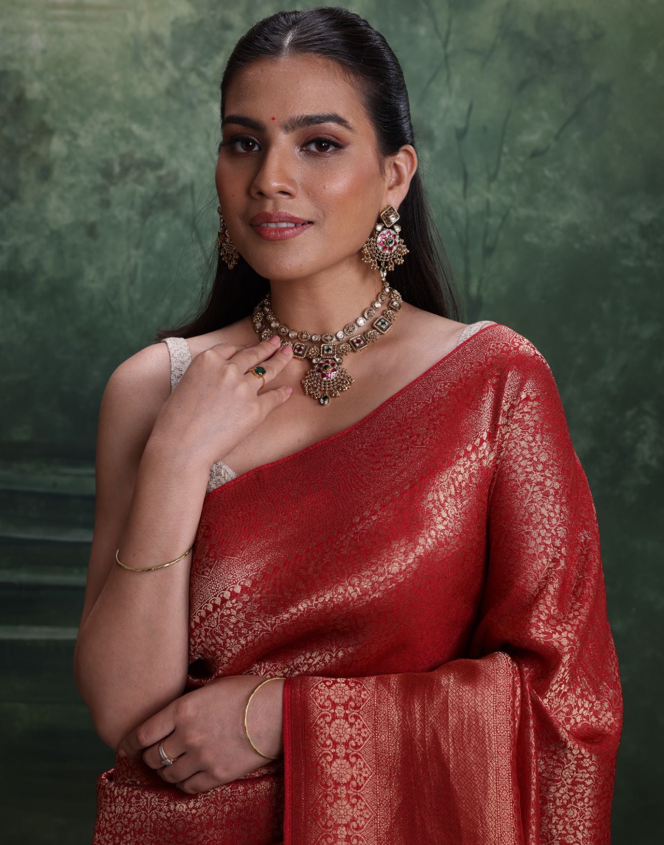 Brick Maroon Dola Silk Saree With Unstitched Blouse Fabric