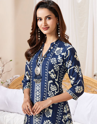Cosmic Indigo Printed Kurta Set With Necklace