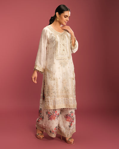 Créme Brulle Printed Crepe Silk Kurta Set