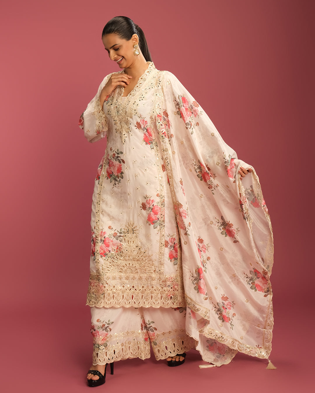 Daisy Dream Floral Printed Crepe Silk Kurta Set