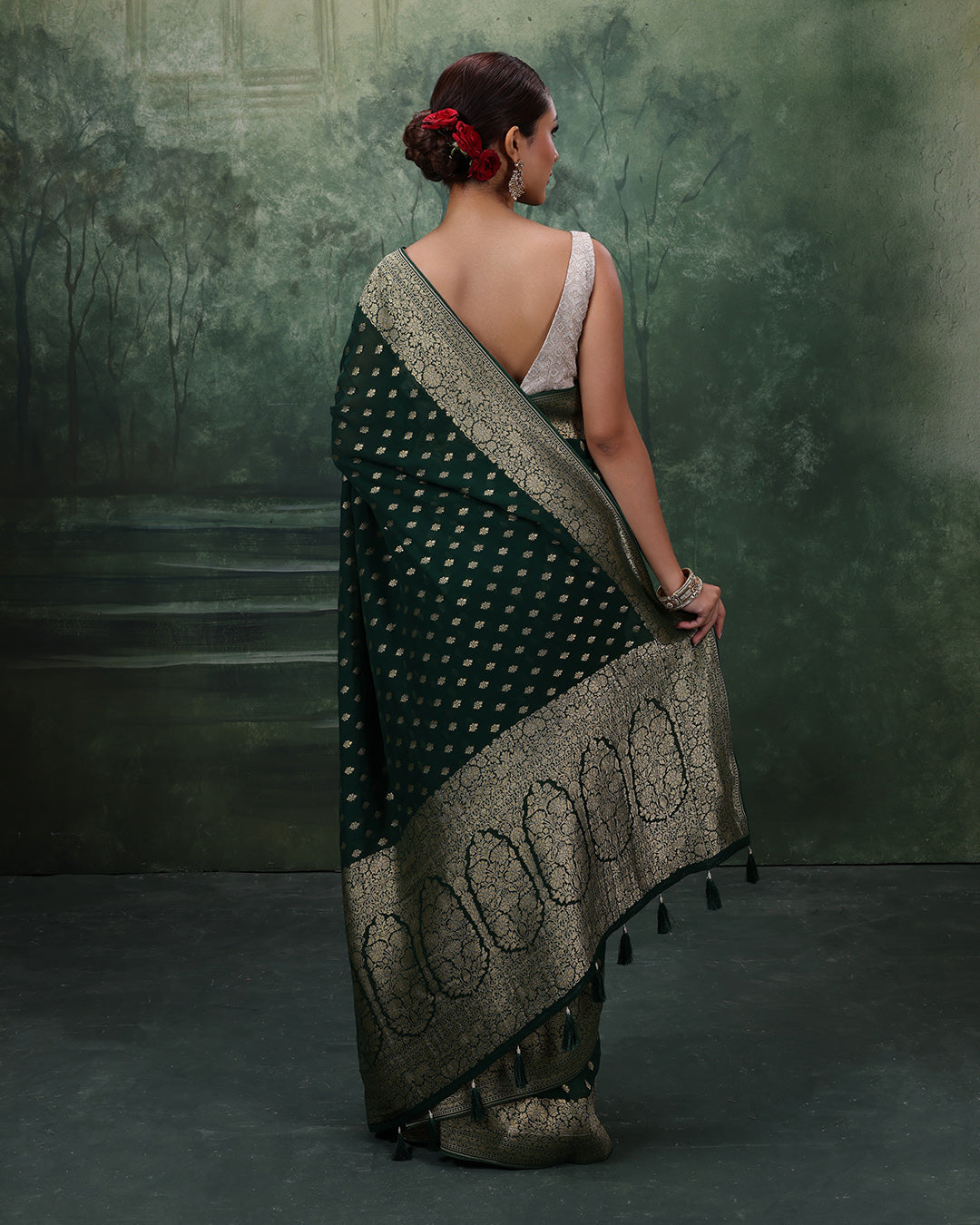 Forest Green Dainty Buttis Georgette Saree With Unstitched Blouse Fabric