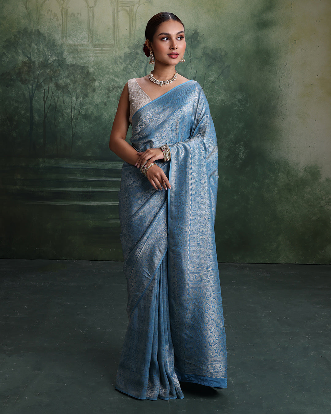Glacier Blue Dola Silk Saree With Unstitched Blouse Fabric