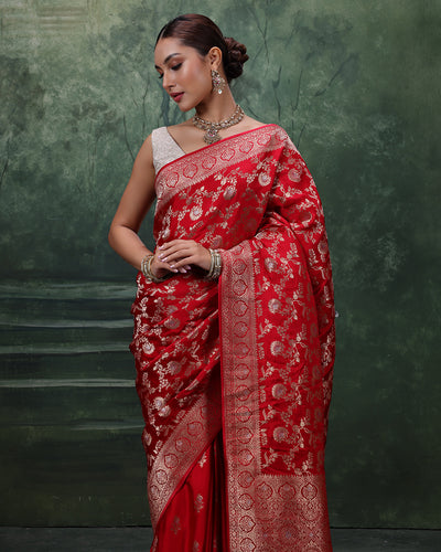 Noor-e-Banaras Dola Silk Saree With Unstitched Blouse Fabric