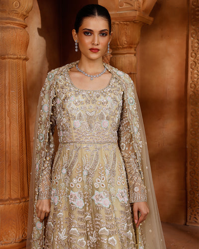 Pearl Cream Embroidered Bridal Gown For Wedding