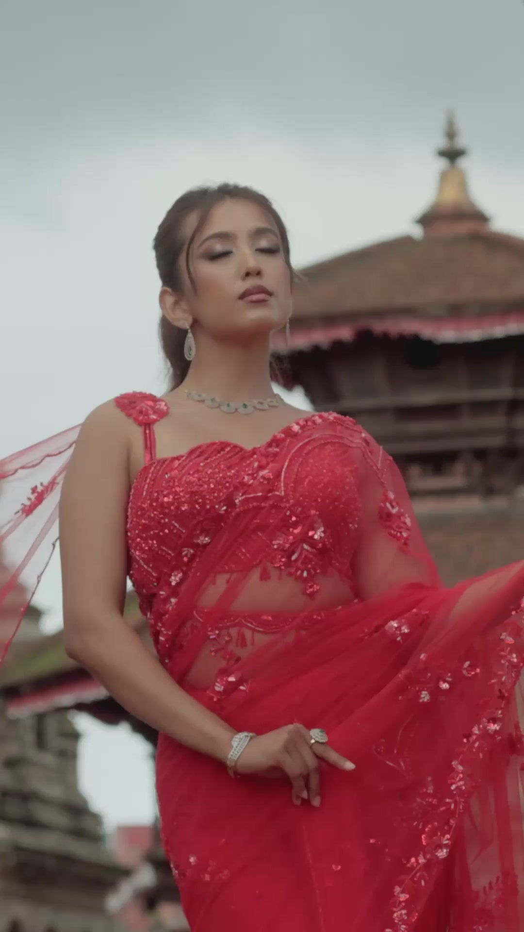 Glam & Flame Net Embroidered Saree With Scallop Blouse