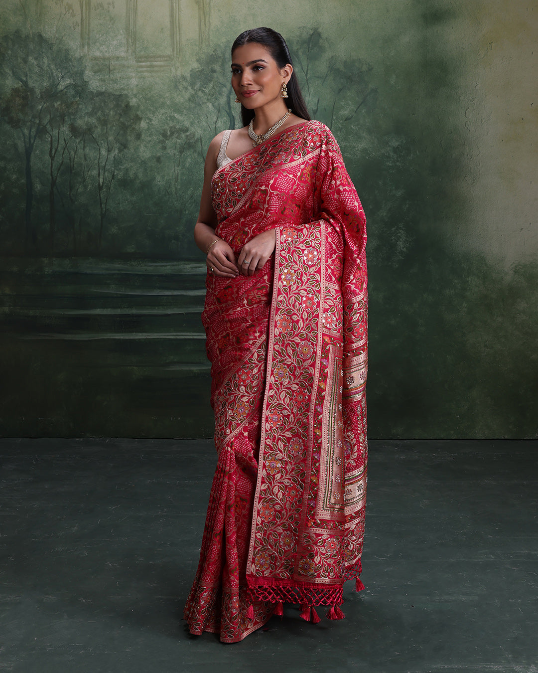 Rani Rangrez Bandhej With Woven Floral Festive Saree