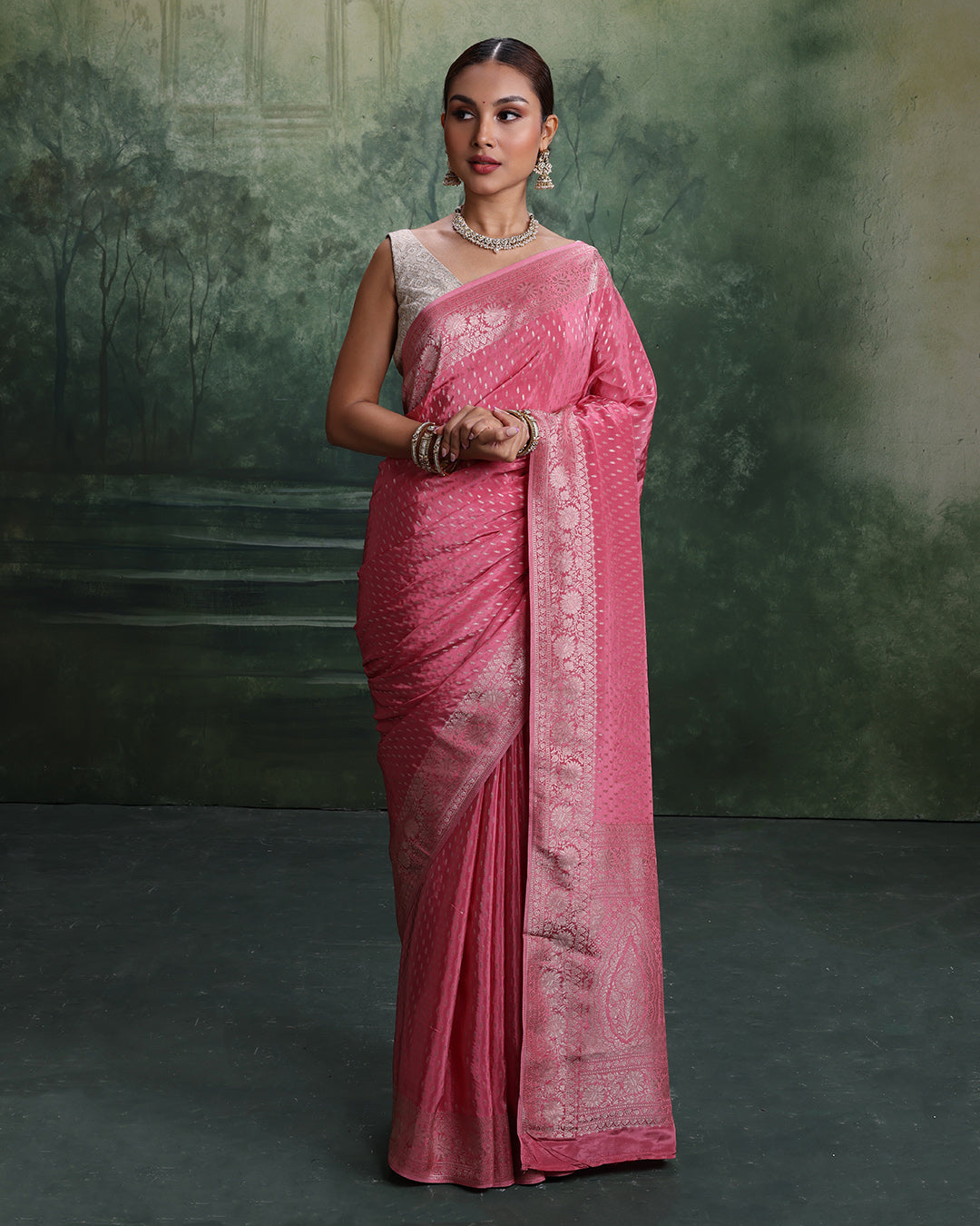 Rosé Coral Dola Silk Saree With Unstitched Blouse Fabric