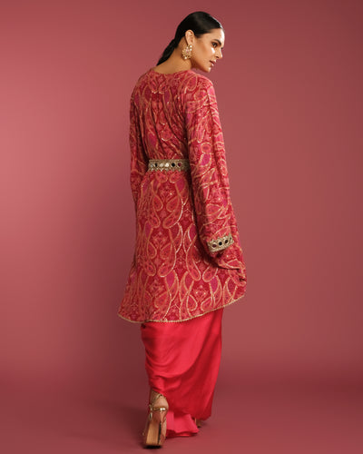 Rosé Fuchsia Paisley Printed Cape With Skirt Set