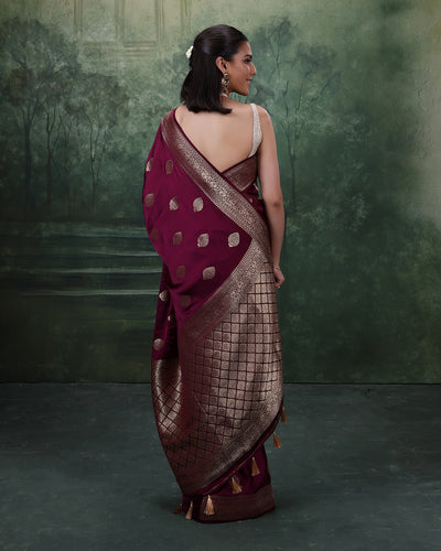 Sangria Plum Dola Silk Saree WIth Unstitched Blouse Fabric