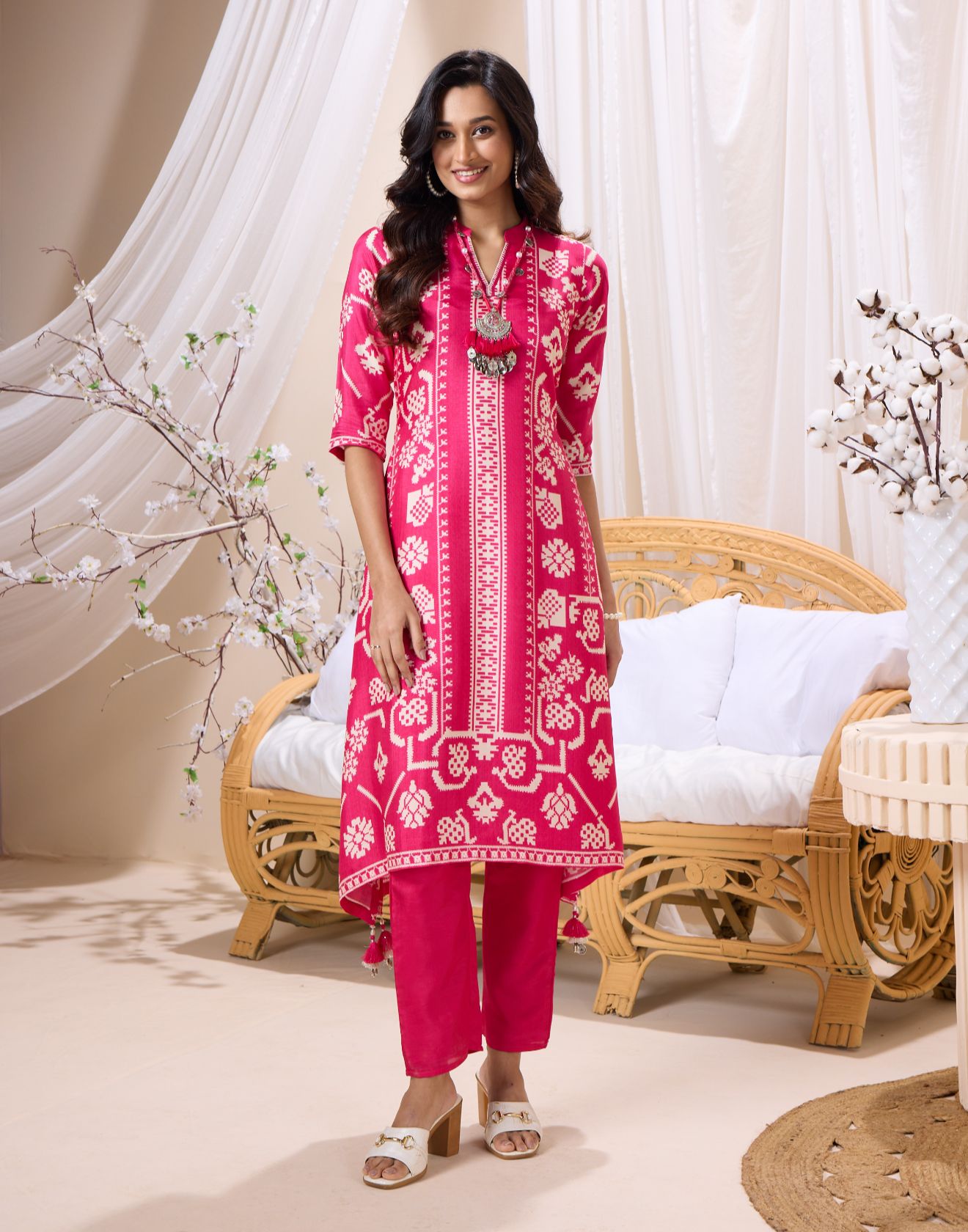 Vibrant Pop Blended Silk Asymmetric Kurta Set With Necklace