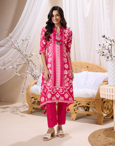 Vibrant Pop Blended Silk Asymmetric Kurta Set With Necklace