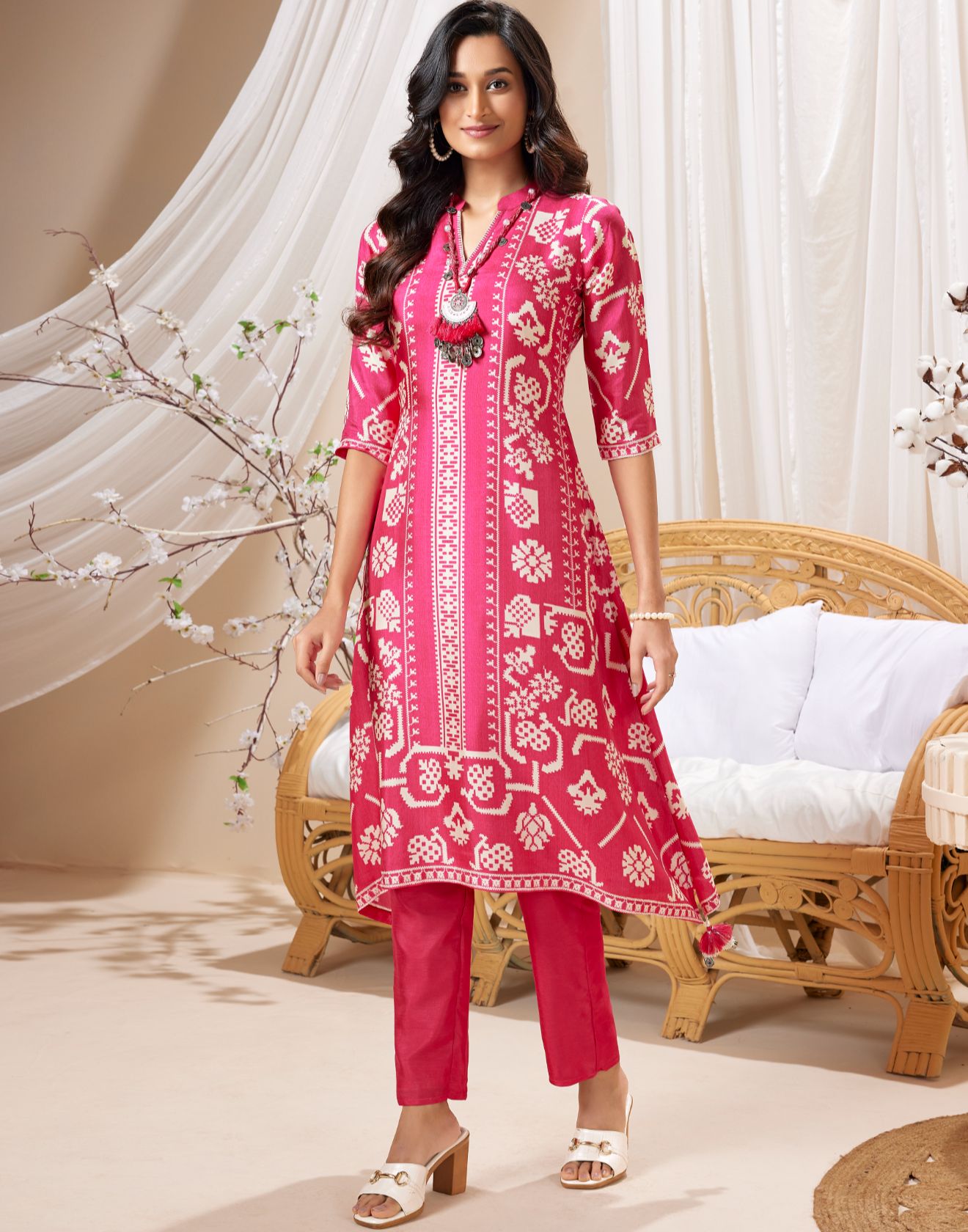 Vibrant Pop Blended Silk Asymmetric Kurta Set With Necklace
